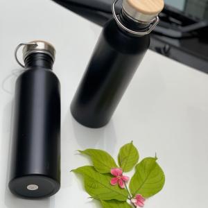 Matte Black Stainless Steel Bottle with Wooden Cap – 500ml
