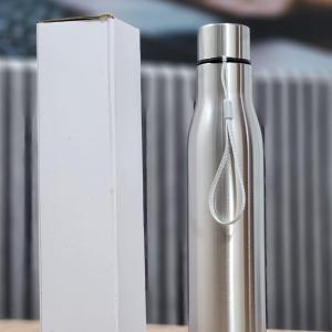 “Premium Sleek Stainless Steel Vacuum Insulated Water Bottle with Carry Strap – Durable, Leak-Proof & Travel Friendly”